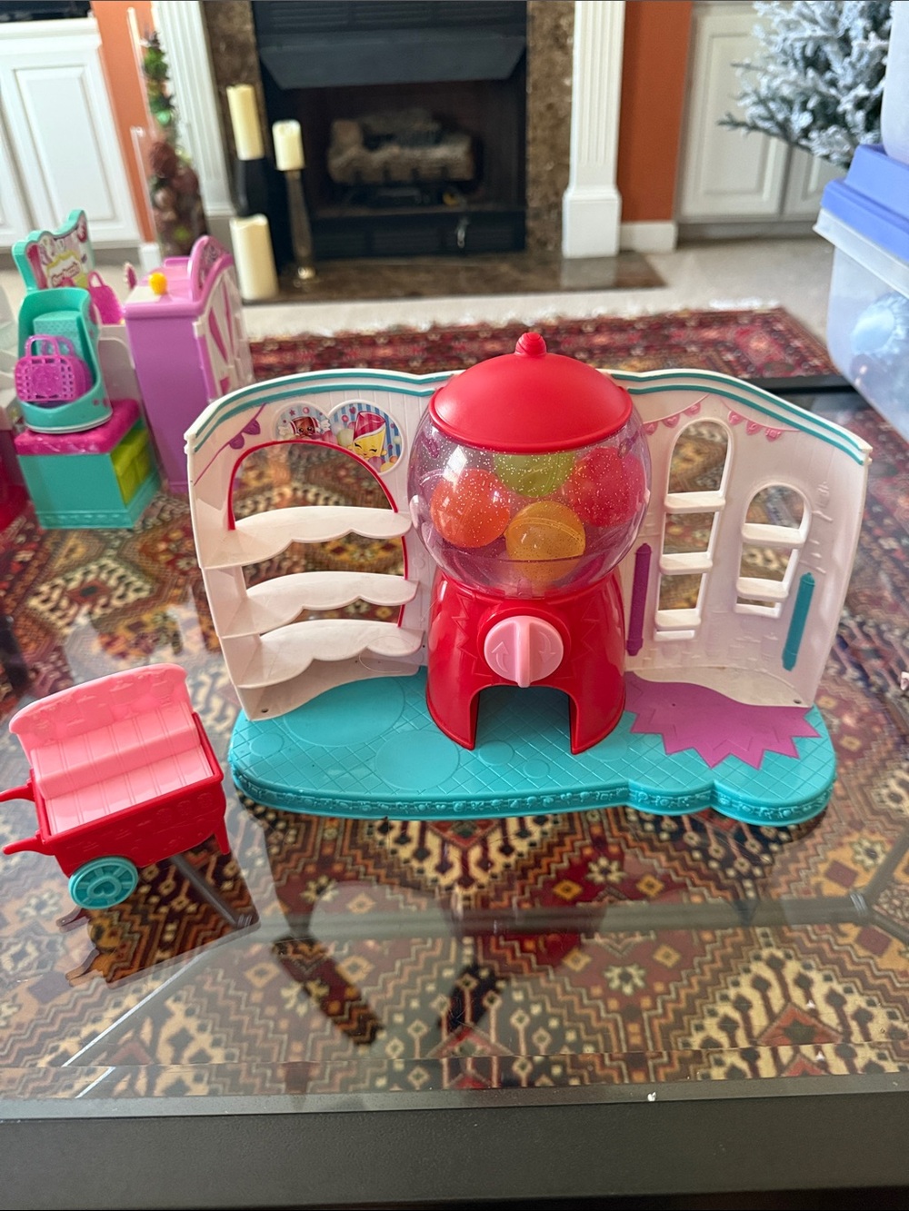Shopkins Red Gumball Playset with Teal Base